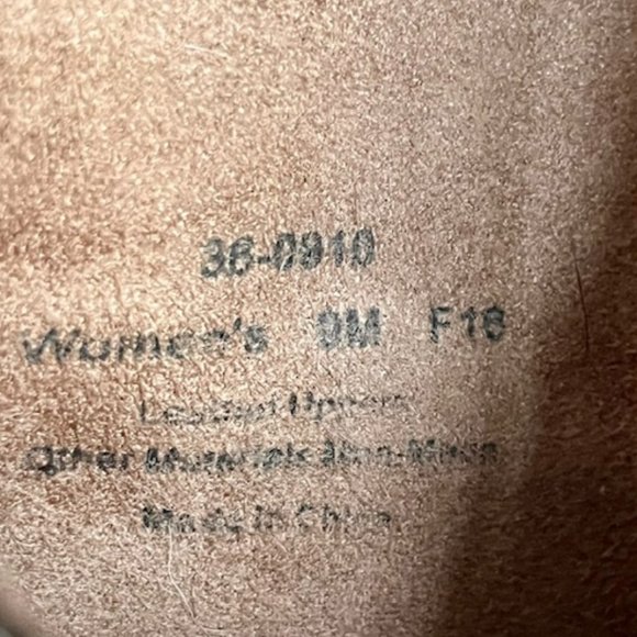 Trask Madison Distressed Leather Ankle Bootie Lug Sole 2.5" heel - Brown - 9 - Picture 11 of 12